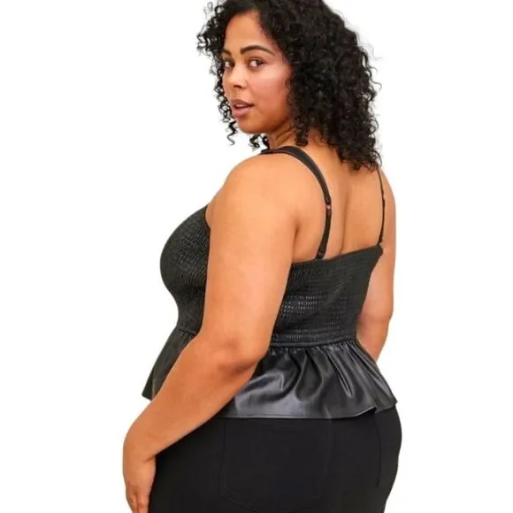 TORRID BlackβPeplum Fauxe Leather Crop Smocked Tank Top Classic Preppy 1X - Picture 10 of 16